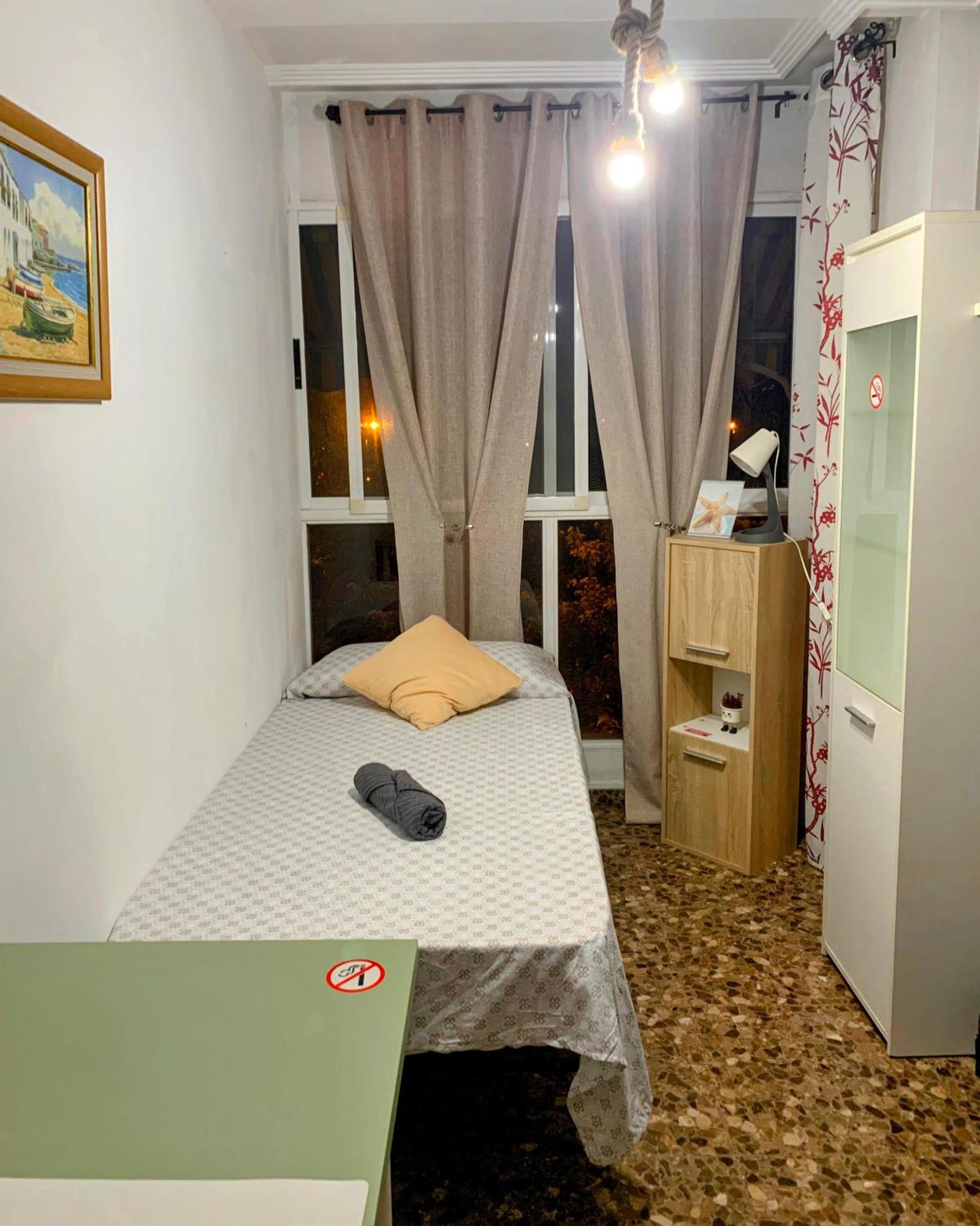 Apartamento Compartido Con Vista Al Puerto Valencia Appartement Buitenkant foto